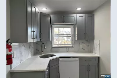 264 Shaler Boulevard #2, Ridgefield, NJ 07657 - Photo 3