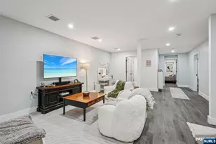 109 Arbor Dr, Ho Ho Kus, NJ 07423 - Photo 29