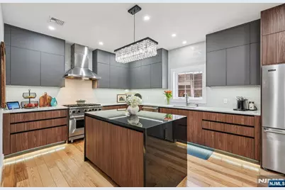 109 Arbor Drive, Ho Ho Kus, NJ 07423 - Photo 11