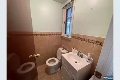 102 S Maple C #C, Ridgewood, NJ 07450 - Photo 3