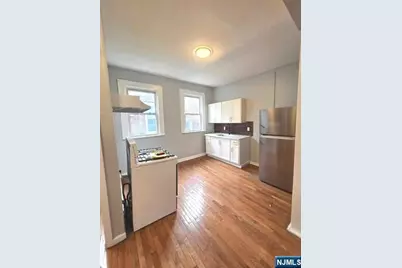 407 S 15th Street, Newark, NJ 07103 - Photo 11
