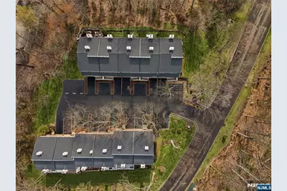 207 Stephanie Drive, Caldwell, NJ 07006 - Photo 47