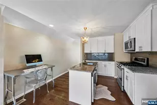 207 Stephanie Dr, Caldwell, NJ 07006 - Photo 13