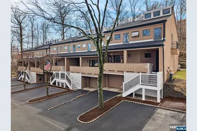 207 Stephanie Drive, Caldwell, NJ 07006 - Photo 45