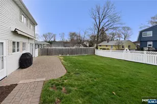 140 Manhattan Ave, Waldwick, NJ 07463 - Photo 19