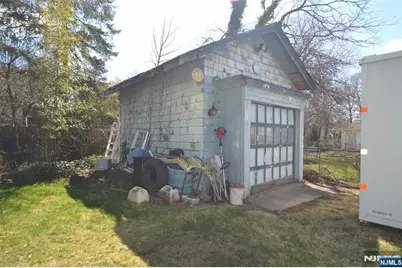 74 Cathedral Avenue, Clifton, NJ 07110 - Photo 29