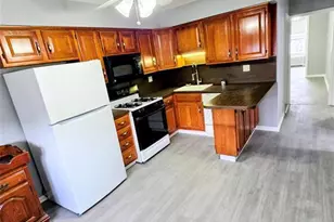 245 Beech 2, Kearny, NJ 07032 - Photo 3