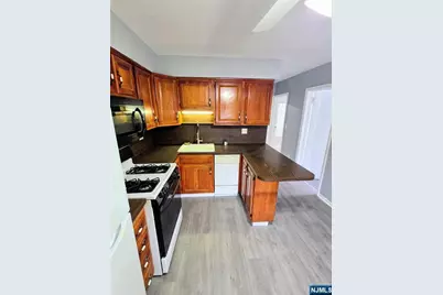 245 Beech 2 #2, Kearny, NJ 07032 - Photo 5