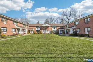 21 Colonial Dr 211, Little Falls Township, NJ 07424 - Photo 1