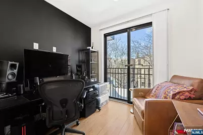 34 Manhattan Avenue 2 #2, Jersey City, NJ 07307 - Photo 21