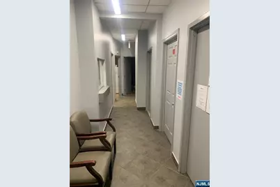 47 Orient 3D #3D, Rutherford, NJ 07070 - Photo 3