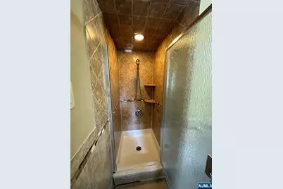 521 Chestnut Street 2 #2, Orange, NJ 07050 - Photo 9