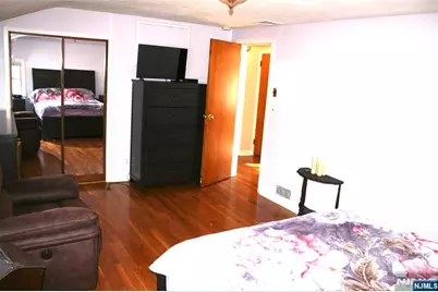 77 Donald Place, Waldwick, NJ 07463 - Photo 13