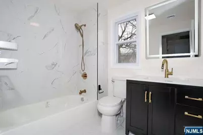 38 Chestnut Avenue, Bogota, NJ 07603 - Photo 43