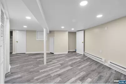 705 15th Street, Newark, NJ 07103 - Photo 37