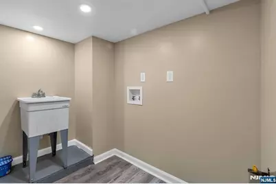 705 15th Street, Newark, NJ 07103 - Photo 35