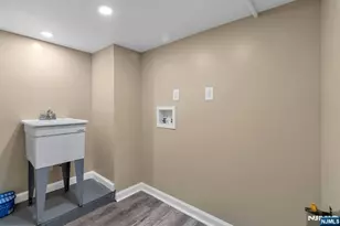 705 15th St, Newark, NJ 07103 - Photo 35