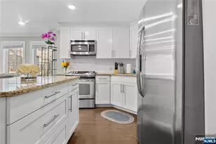 200 Laird, Cliffside Park, NJ 07010 - Photo 13