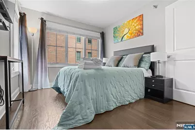 200 Laird, Cliffside Park, NJ 07010 - Photo 21