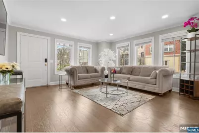 200 Laird, Cliffside Park, NJ 07010 - Photo 9