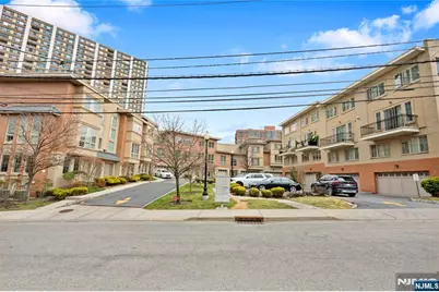 200 Laird, Cliffside Park, NJ 07010 - Photo 3