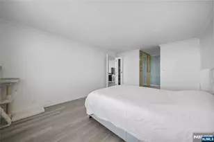 770 Anderson Ave 23M, Cliffside Park, NJ 07010 - Photo 19