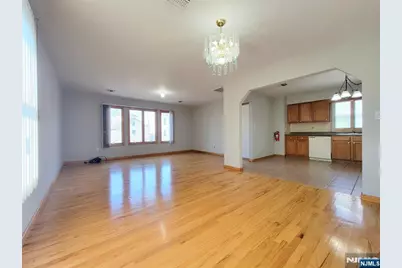 430 Elm Street 2nd Floor #2nd Floor, Kearny, NJ 07032 - Photo 5