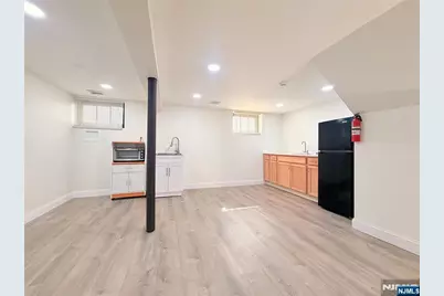 100 Brook Avenue, Englewood, NJ 07631 - Photo 27