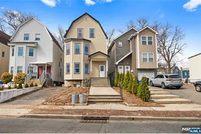 543 N Grove Street, East Orange, NJ 07017 - Photo 1