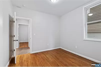 543 N Grove Street, East Orange, NJ 07017 - Photo 29
