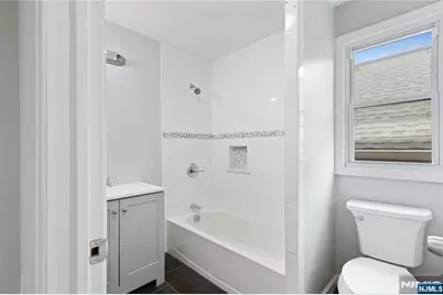 543 N Grove Street, East Orange, NJ 07017 - Photo 19