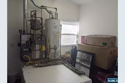 401 River Drive, Garfield, NJ 07026 - Photo 13