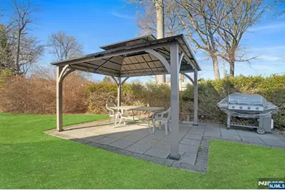 10 Lynn Court, Rutherford, NJ 07070 - Photo 37