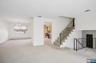 2 Eisenhower Rd, Closter, NJ 07624 - Photo 9