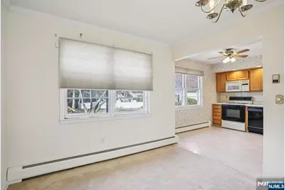 2 Eisenhower Road, Closter, NJ 07624 - Photo 11