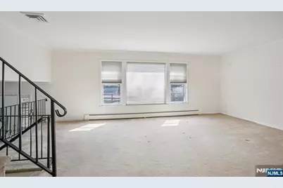 2 Eisenhower Road, Closter, NJ 07624 - Photo 7