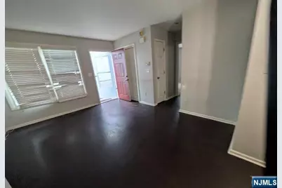 677 14th Street, Newark, NJ 07103 - Photo 3