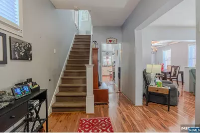 39 Hobart Street, Ridgefield Park, NJ 07660 - Photo 3