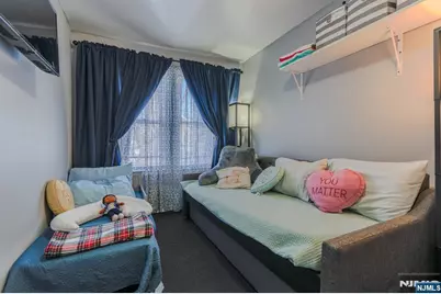 39 Hobart Street, Ridgefield Park, NJ 07660 - Photo 11