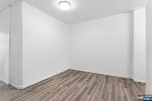 5 Elm Street 3, Newark, NJ 07102 - Photo 3