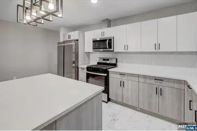 1081 18th Avenue, Newark, NJ 07106 - Photo 11