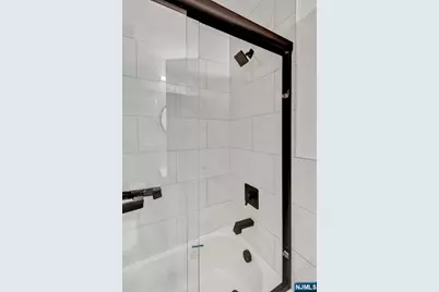 1081 18th Avenue, Newark, NJ 07106 - Photo 21