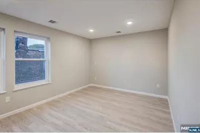 1081 18th Avenue, Newark, NJ 07106 - Photo 15