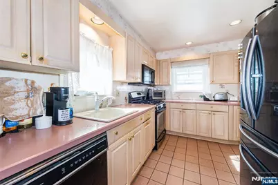 108 Walnut Street, Bloomfield, NJ 07003 - Photo 13
