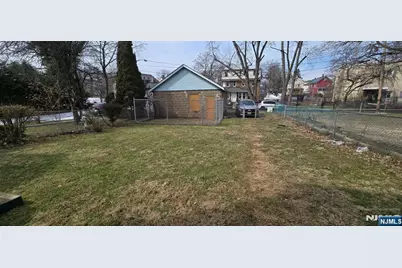 254 Pindle Avenue, Englewood, NJ 07631 - Photo 5