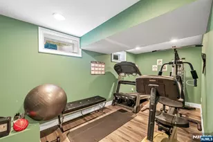 683 Victoria Ave, Paramus, NJ 07652 - Photo 43