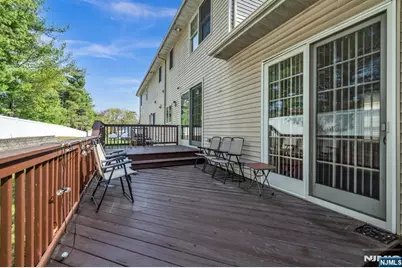 683 Victoria Avenue, Paramus, NJ 07652 - Photo 43