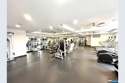 2050 Central Road 606 #606, Fort Lee, NJ 07024 - Photo 11