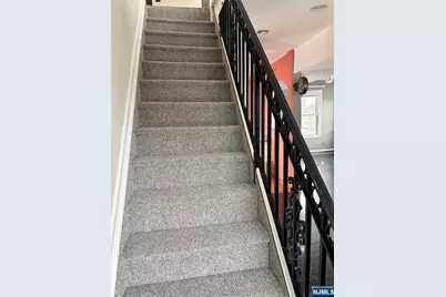 266 Livingston Avenue, Lyndhurst Township, NJ 07071 - Photo 11