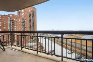 730 Harmon Cove Tower, Secaucus, NJ 07094 - Photo 19